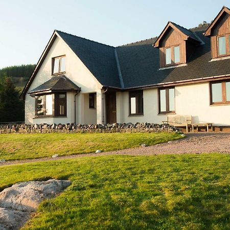 Otterburn Bed & Breakfast สตรอนเทียน ภายนอก รูปภาพ