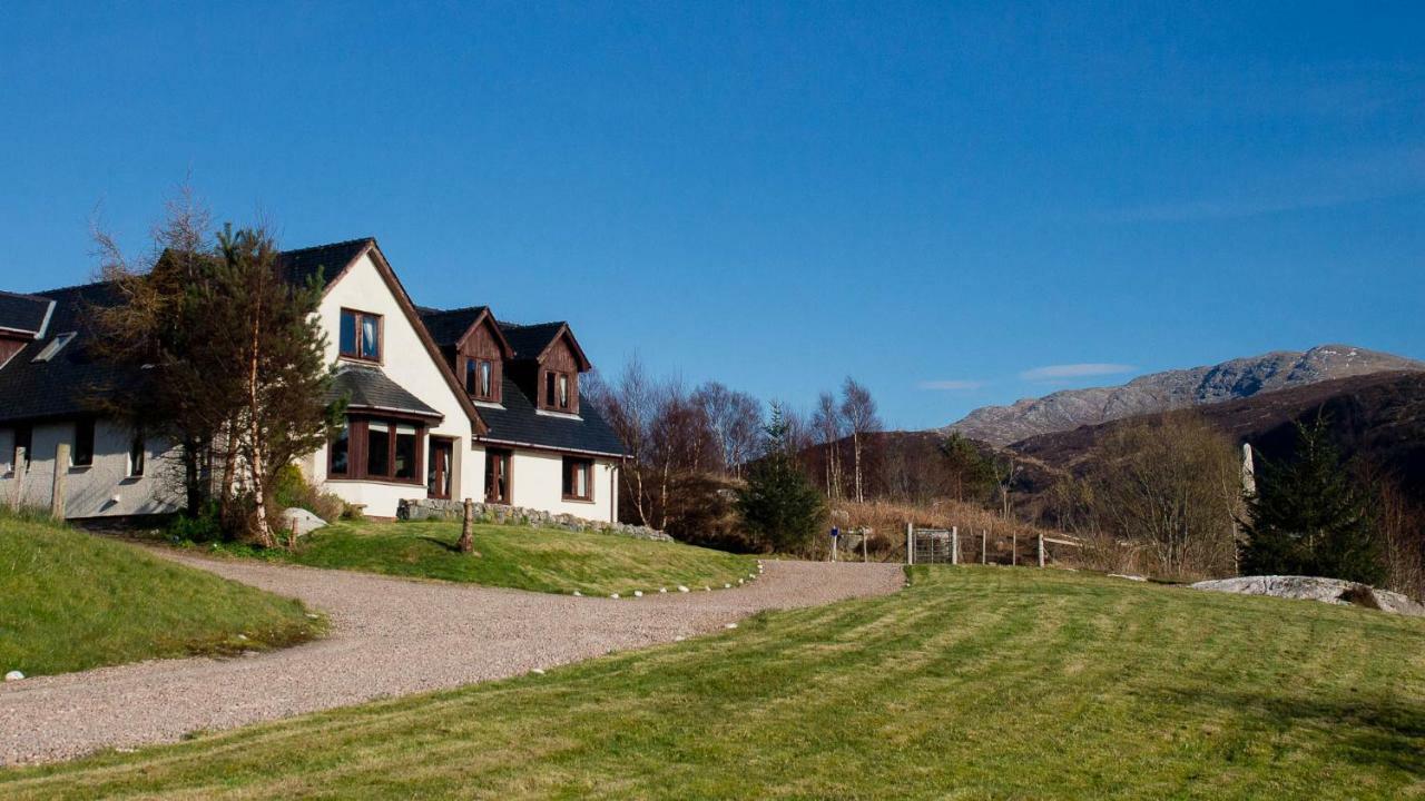 Otterburn Bed & Breakfast สตรอนเทียน ภายนอก รูปภาพ